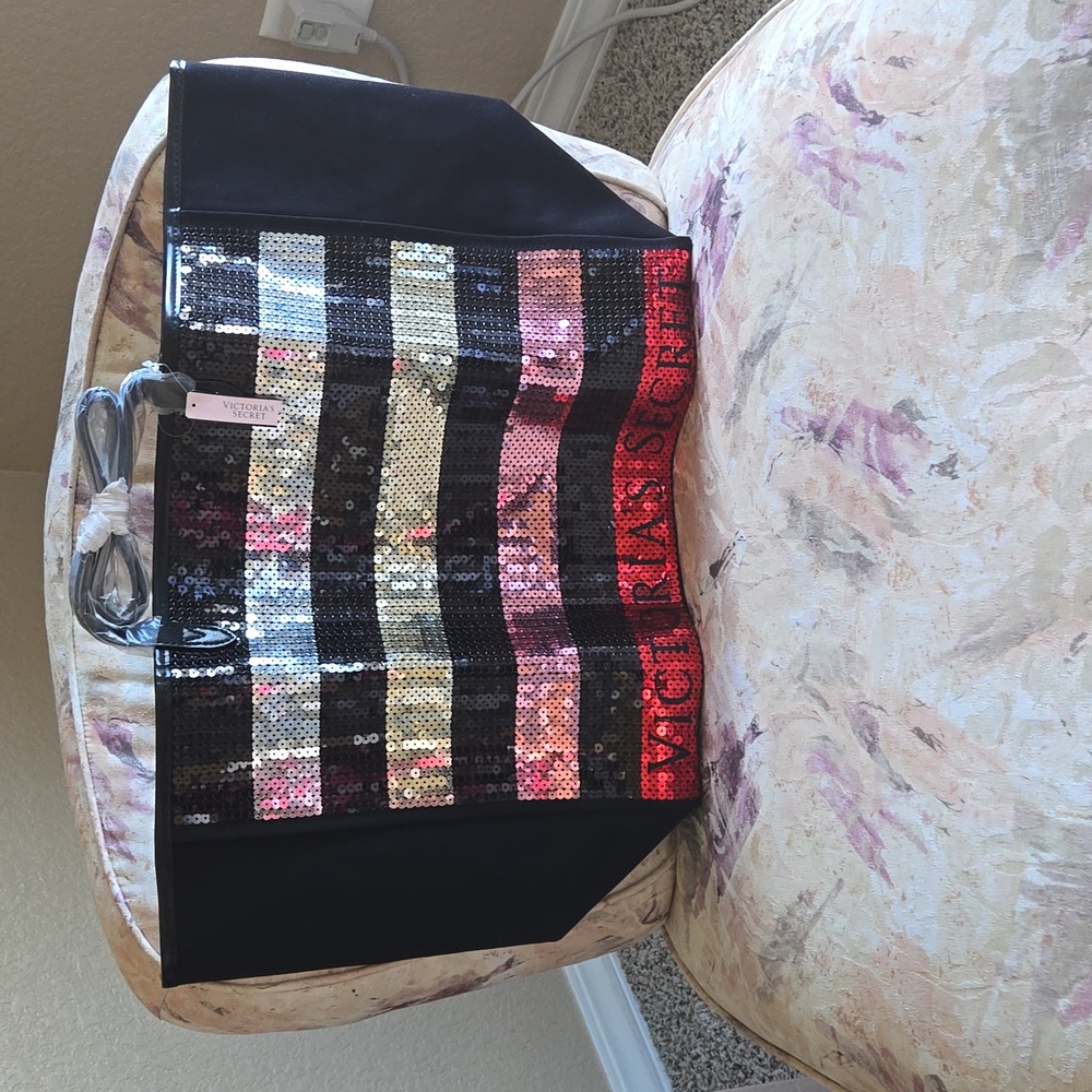 NWT Victoria's Secret Bag